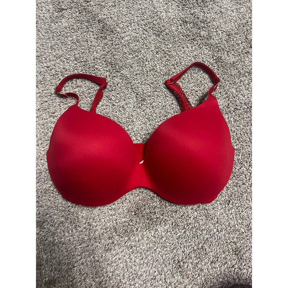 Victoria’s Secret perfect shape bra 32DDD red